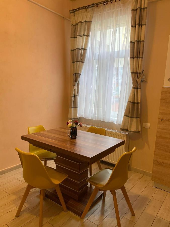 Select City Center Apartments Braşov Dış mekan fotoğraf